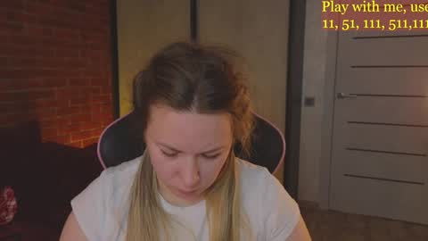Snapshot of cute_darina chatting on 12/07/24, 07:49 Everyday stream in the same time online show from 12/07/24, 07:49