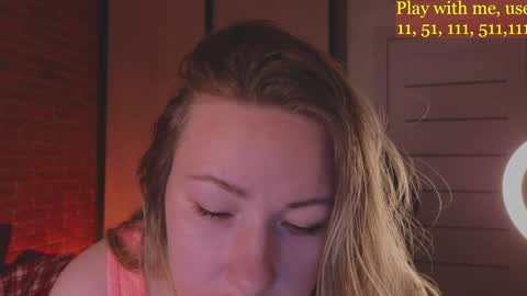 Snapshot of cute_darina chatting on 12/29/24, 04:16 Everyday stream in the same time online show from 12/29/24, 04:16