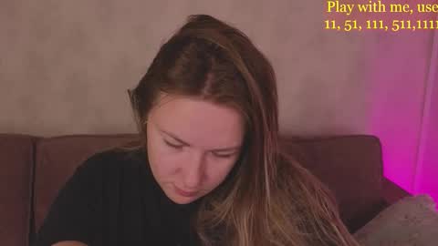 Snapshot of cute_darina chatting on 09/12/25, 01:28 Everyday stream in the same time online show from 09/12/25, 01:28