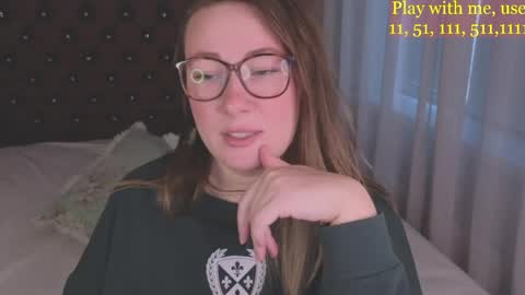 Everyday stream in the same time online show from 03/29/26, 01:38