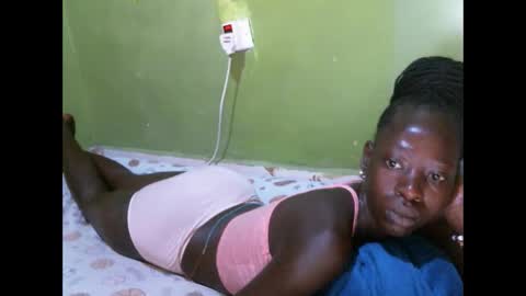 Snapshot of cute_doria chatting on 09/27/25, 12:59 cute_doria online show from 09/27/25, 12:59