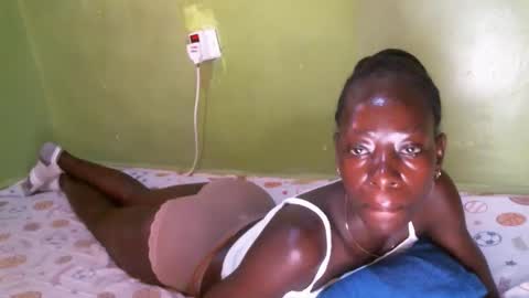 Snapshot of cute_doria chatting on 09/30/25, 05:01 cute_doria online show from 09/30/25, 05:01