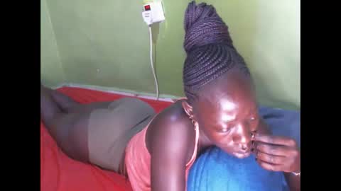 Snapshot of cute_doria chatting on 10/16/25, 03:18 cute_doria online show from 10/16/25, 03:18