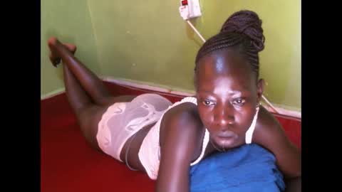 Snapshot of cute_doria chatting on 10/19/25, 10:27 cute_doria online show from 10/19/25, 10:27