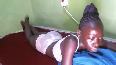 Snapshot of cute_doria chatting on 10/20/25, 03:18 cute_doria online show from 10/20/25, 03:18