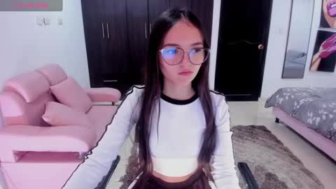 Bella Fox online show from 09/15/25, 01:11