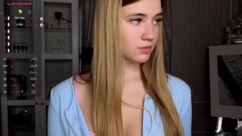 Anne online show from 12/21/24, 07:03