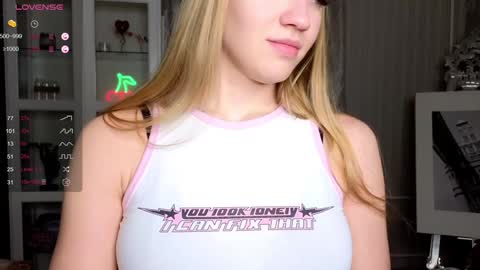 Anne online show from 01/26/25, 01:15