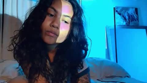 cute_hippo8 online show from 04/04/26, 01:15