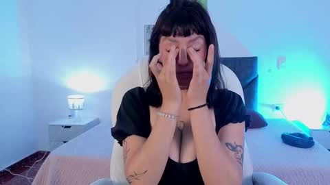 Sofa  online show from 03/18/26, 12:08