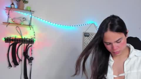 Cute horny1 online show from 03/09/25, 05:22