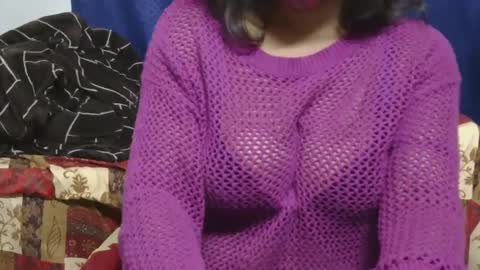 Snapshot of cute_kashmira99 chatting on 12/11/24, 09:45 kashmira online show from 12/11/24, 09:45