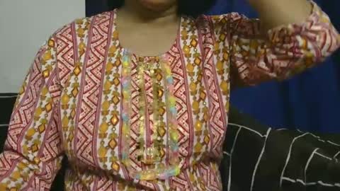 Snapshot of cute_kashmira99 chatting on 02/06/25, 04:42 kashmira online show from 02/06/25, 04:42