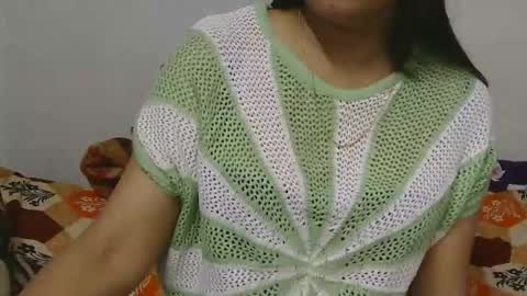 Snapshot of cute_kashmira99 chatting on 12/02/25, 02:50 kashmira online show from 12/02/25, 02:50