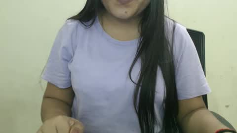 Snapshot of cute_kavya chatting on 10/05/25, 08:23 cute_kavya online show from 10/05/25, 08:23