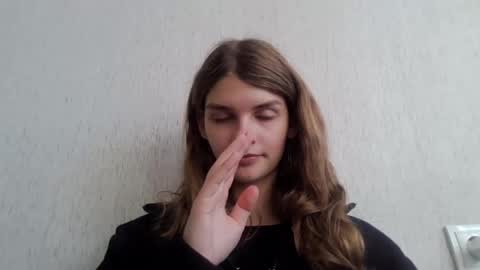 Snapshot of cute_kitte chatting on 12/19/24, 09:29 cute_kitte online show from 12/19/24, 09:29