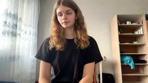 Snapshot of cute_kitte chatting on 01/03/25, 11:14 cute_kitte online show from 01/03/25, 11:14