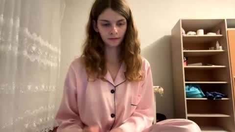 Snapshot of cute_kitte chatting on 01/14/25, 01:26 cute_kitte online show from 01/14/25, 01:26