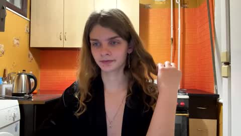 Snapshot of cute_kitte chatting on 01/24/25, 11:34 cute_kitte online show from 01/24/25, 11:34