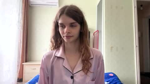 Snapshot of cute_kitte chatting on 10/05/25, 07:28 cute_kitte online show from 10/05/25, 07:28