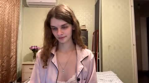 Snapshot of cute_kitte chatting on 10/11/25, 07:01 cute_kitte online show from 10/11/25, 07:01