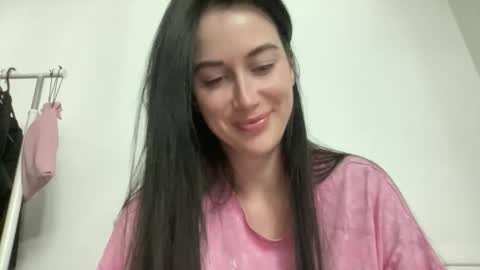 cute_kriss94 online show from 05/06/26, 08:36