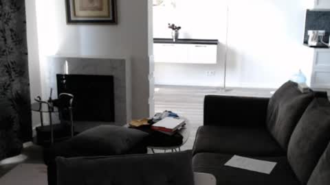 Snapshot of cute_lilia chatting on 05/21/26, 08:32 Lilia online show from 05/21/26, 08:32