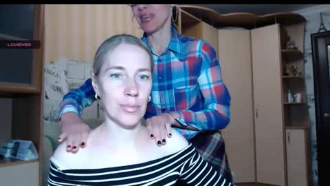 Snapshot of cute_lion_ chatting on 11/02/25, 12:07 cute_lion_ online show from 11/02/25, 12:07