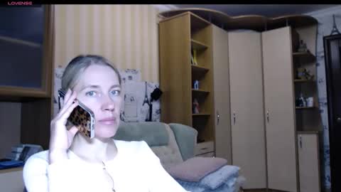 Snapshot of cute_lion_ chatting on 11/11/25, 05:35 cute_lion_ online show from 11/11/25, 05:35