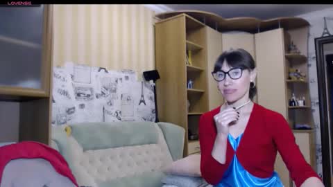 Snapshot of cute_lion_ chatting on 12/03/25, 01:42 cute_lion_ online show from 12/03/25, 01:42