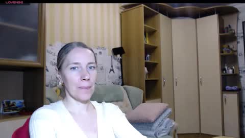 Snapshot of cute_lion_ chatting on 12/13/25, 08:14 cute_lion_ online show from 12/13/25, 08:14