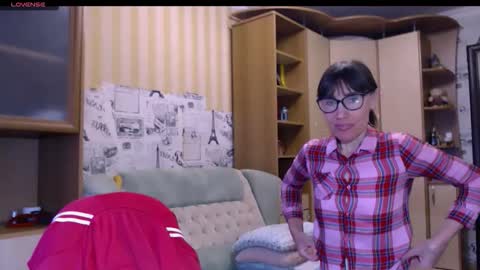 cute_lion_ online show from 03/01/26, 12:07