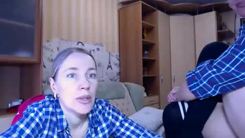 cute_lion_ online show from 03/12/26, 01:17