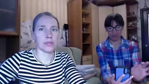 cute_lion_ online show from 04/14/26, 11:05