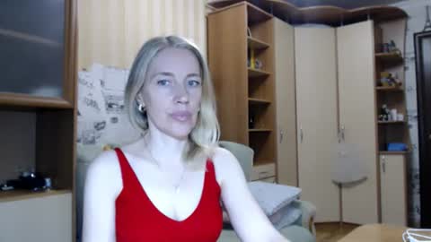 cute_lion_ online show from 07/14/26, 08:03