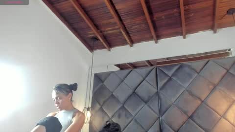 Snapshot of cute_lizzy_ chatting on 12/03/25, 06:39 Lizzy online show from 12/03/25, 06:39