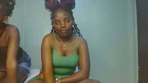 cute_lorna online show from 03/31/26, 11:38