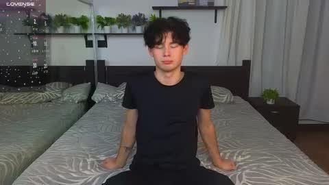 Mike online show from 11/18/25, 05:06