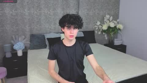 Mike online show from 12/04/25, 05:32