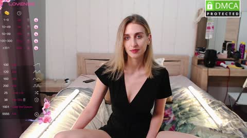 Snapshot of cute_milana chatting on 12/15/24, 01:11 Milana online show from 12/15/24, 01:11