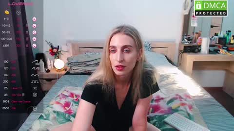 Snapshot of cute_milana chatting on 10/05/25, 12:03 Milana online show from 10/05/25, 12:03