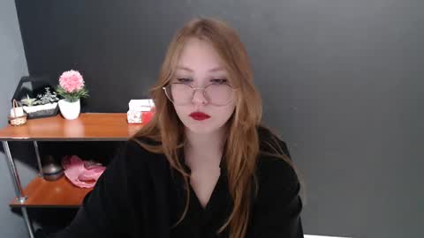 Snapshot of cute_minx chatting on 12/10/24, 07:16 Veronica online show from 12/10/24, 07:16