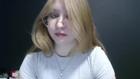 Snapshot of cute_minx chatting on 01/20/25, 07:36 Veronica online show from 01/20/25, 07:36