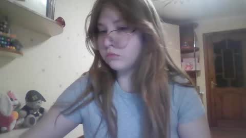 Snapshot of cute_minx chatting on 02/08/25, 08:53 Veronica online show from 02/08/25, 08:53
