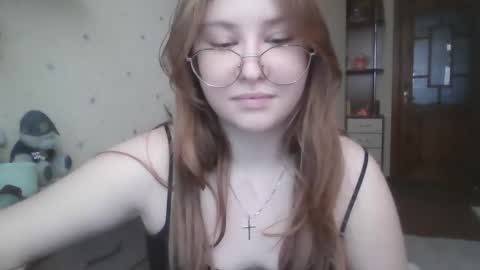 Snapshot of cute_minx chatting on 02/12/25, 12:55 Veronica online show from 02/12/25, 12:55