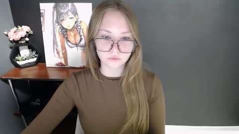 Veronica online show from 12/23/25, 07:39