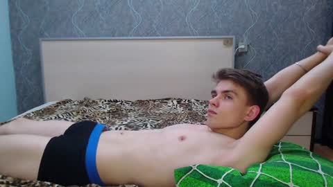 Snapshot of cute_oliver chatting on 01/28/25, 03:57 Oliver online show from 01/28/25, 03:57