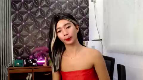 FIONA online show from 10/28/25, 07:34