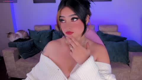 Snapshot of cute_sarita18 chatting on 05/09/26, 02:06 Sarita online show from 05/09/26, 02:06