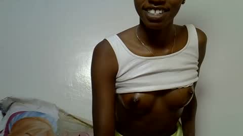 Snapshot of cute_sexxy1 chatting on 10/11/25, 06:23 cutie online show from 10/11/25, 06:23